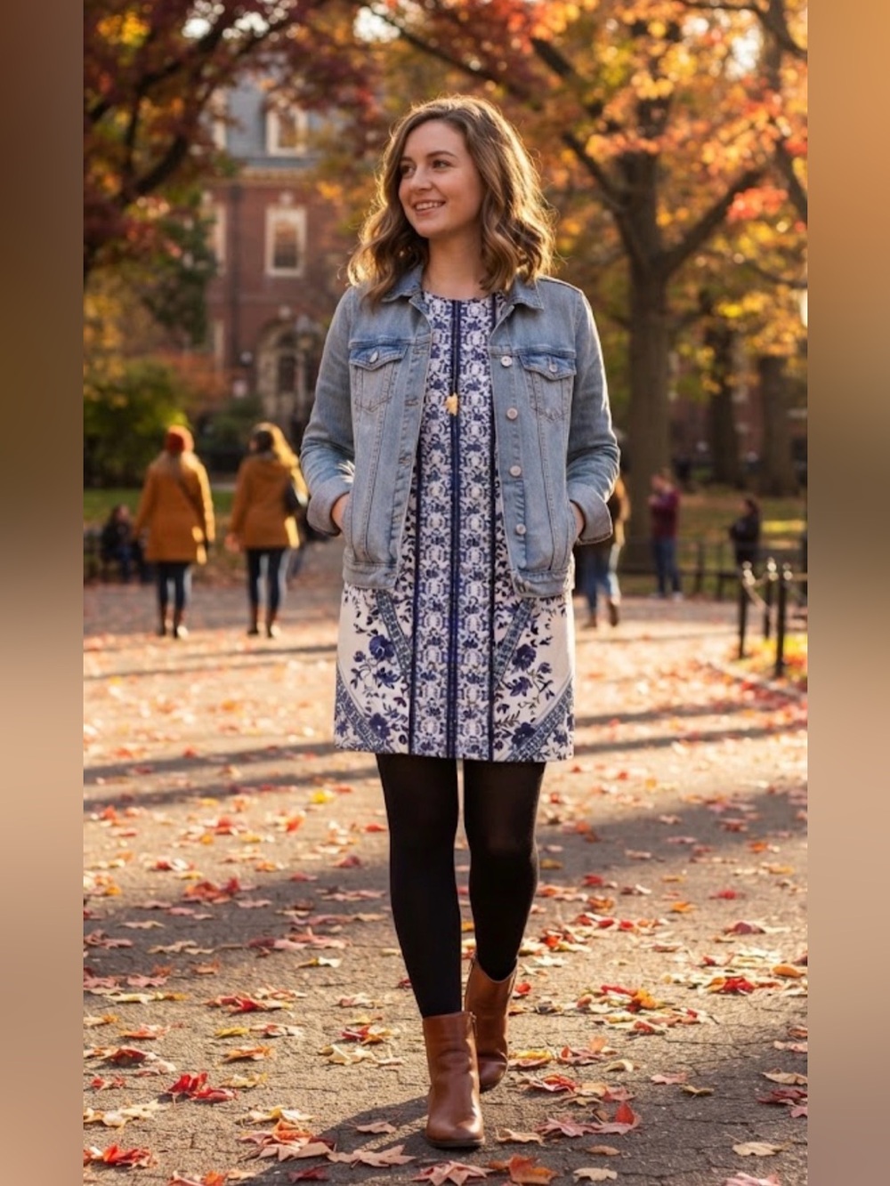 NWT- Banana Republic Blue & White Floral Tile Shift Dress. Size 2